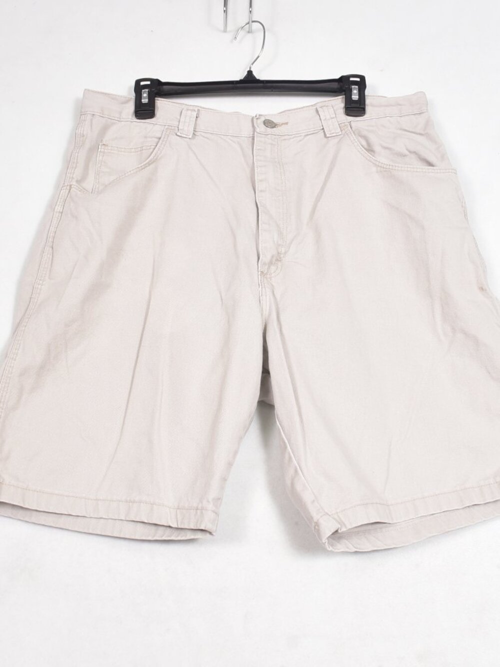 Wrangler Men's Khaki Shorts Flat Front Size 38